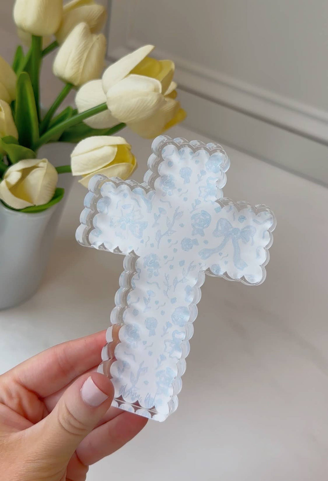 Scalloped Acrylic Cross Blocks
